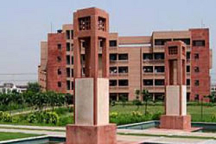 https://cache.careers360.mobi/media/colleges/social-media/media-gallery/6079/2018/11/20/Campus-View of Galgotias Institute of Management and Technology, Greater Noida_Campus-View.jpg